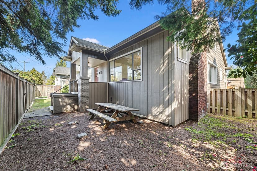 Property photo for 5016 7th Ave Ne, Seattle photo 35