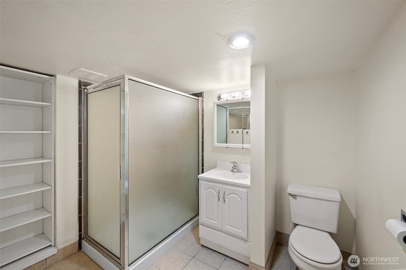 Property photo for 5016 7th Ave Ne, Seattle photo 29