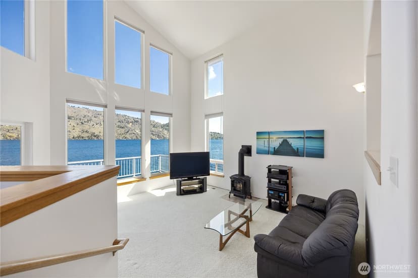 Property photo for 37 Driftwood Lane, Chelan photo 11