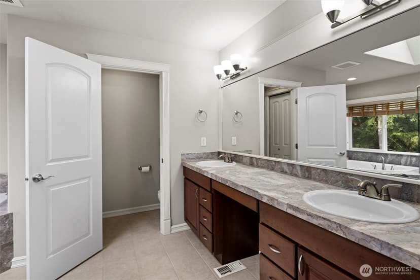 Property photo for 8516 NE 198th Street, Bothell photo 19