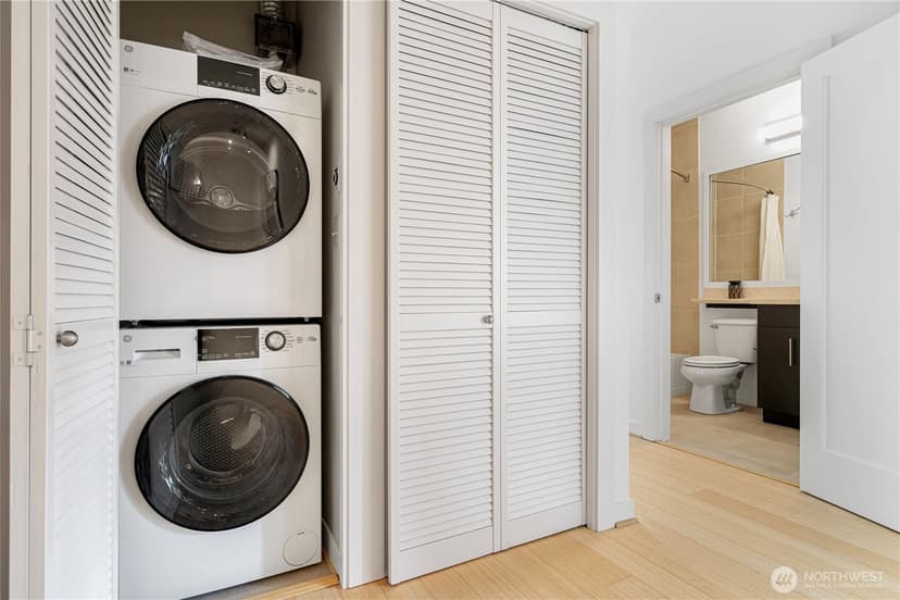 Property photo for 1026 NE 65th Street #418, Seattle photo 16