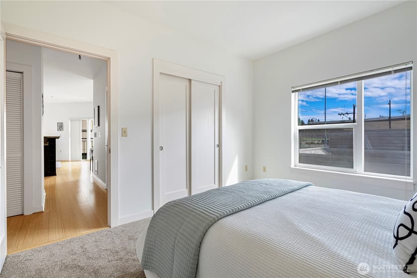 Property photo for 1026 NE 65th Street #418, Seattle photo 15