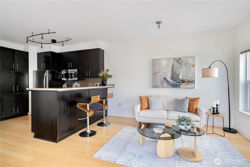 Property photo for 1026 NE 65th Street #418, Seattle photo 5