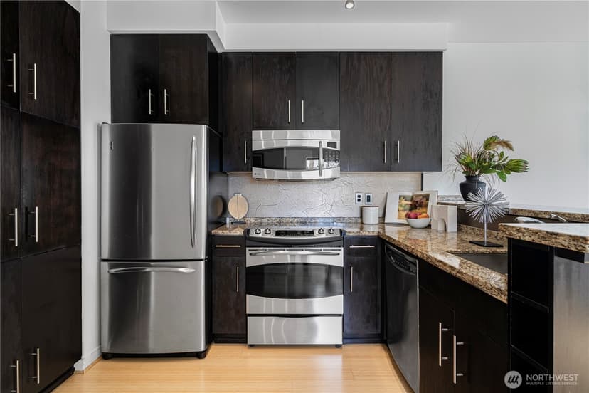 Property photo for 1026 NE 65th Street #418, Seattle photo 11