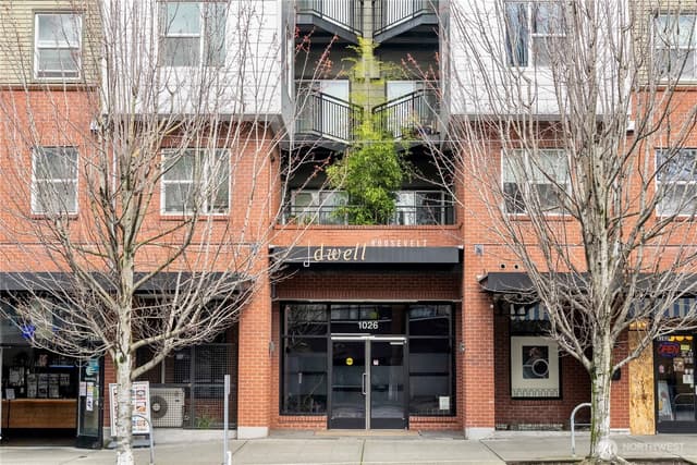 Property photo for 1026 NE 65th Street #418, Seattle photo 2