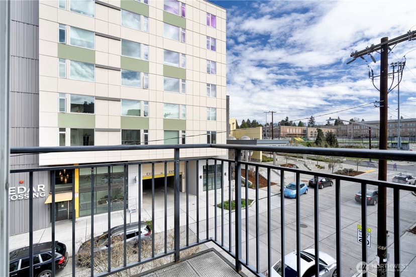Property photo for 1026 NE 65th Street #418, Seattle photo 24