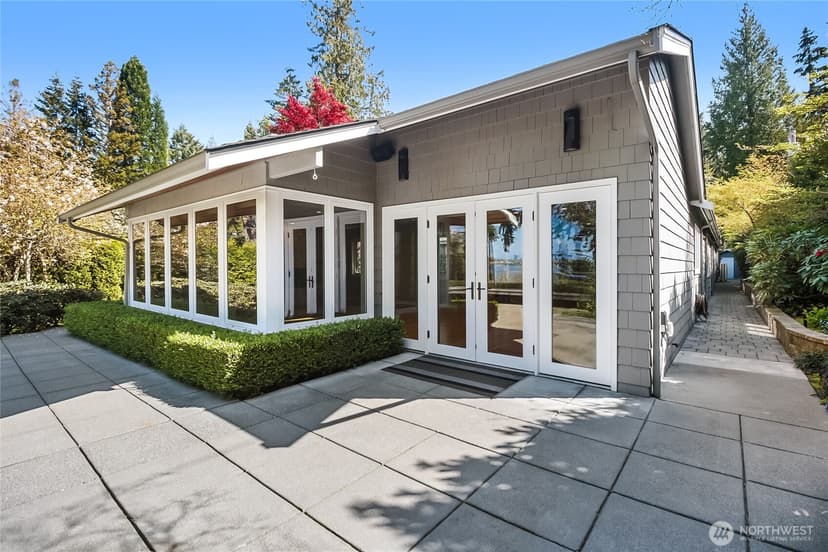 Property photo for 3327 Evergreen Point Road, Medina photo 30