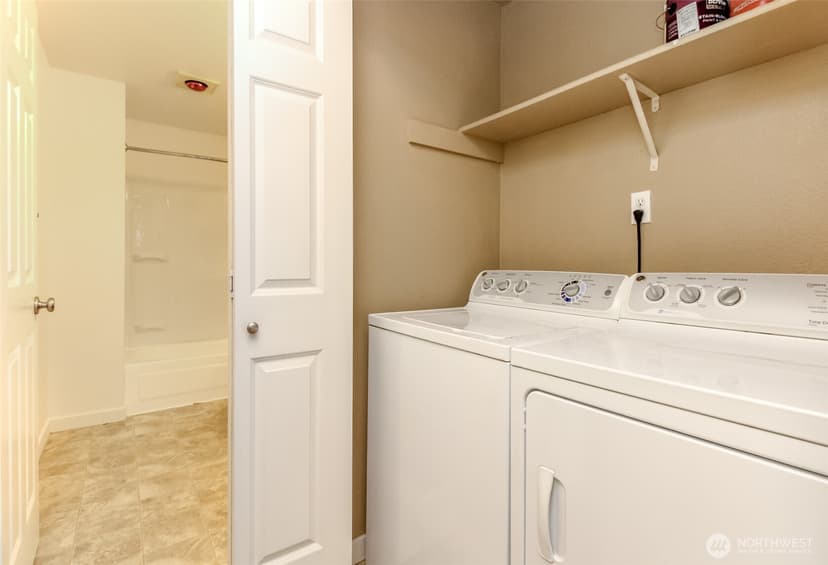Property photo for 28311 18th Avenue S #A-202, Federal Way photo 22