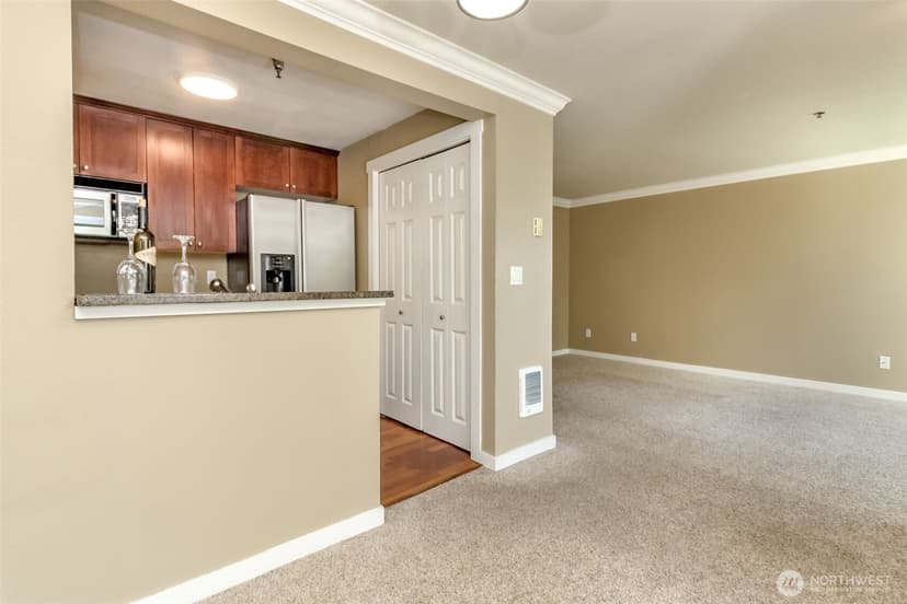 Property photo for 28311 18th Avenue S #A-202, Federal Way photo 11
