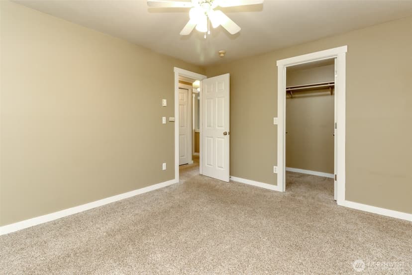 Property photo for 28311 18th Avenue S #A-202, Federal Way photo 18