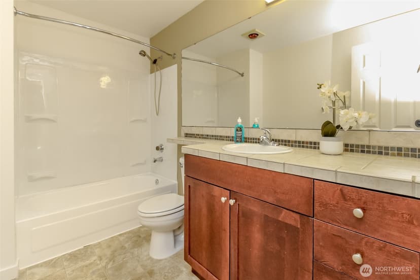 Property photo for 28311 18th Avenue S #A-202, Federal Way photo 21