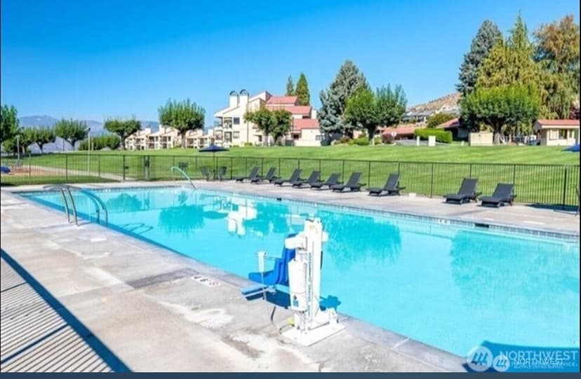 Property photo for 100 Lake Chelan Shores Drive #18-9, Chelan photo 32