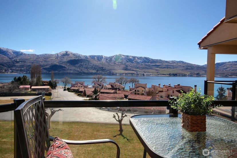 Property photo for 100 Lake Chelan Shores Drive #18-9, Chelan photo 15