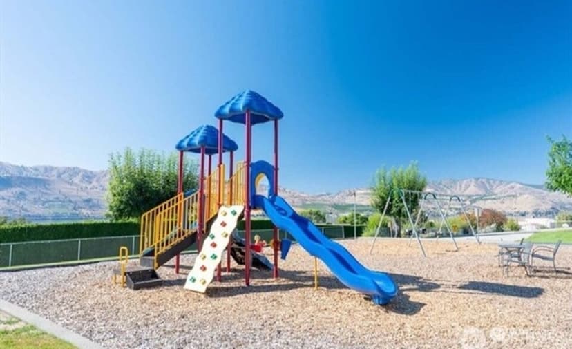 Property photo for 100 Lake Chelan Shores Drive #18-9, Chelan photo 33