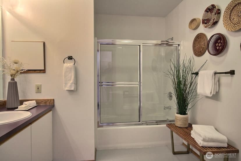 Property photo for 100 Lake Chelan Shores Drive #18-9, Chelan photo 20
