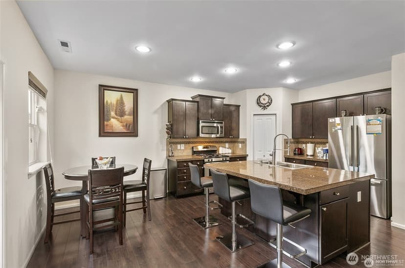 Property photo for 12516 SE 279th Place, Kent photo 6