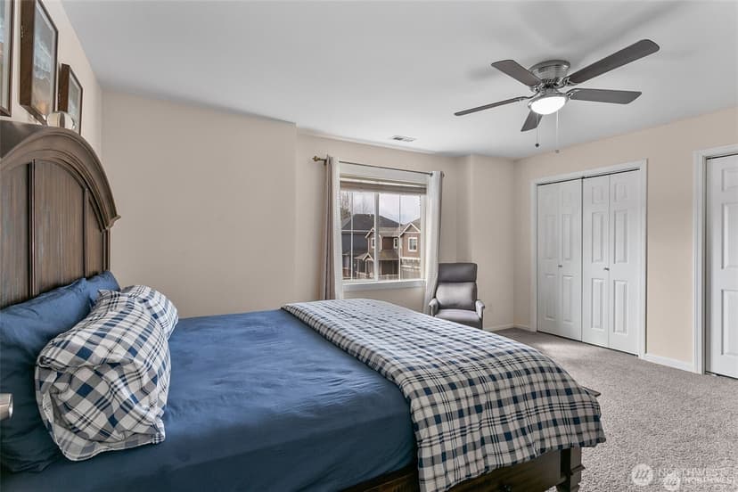 Property photo for 12516 SE 279th Place, Kent photo 20
