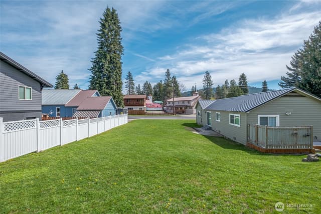 Property photo for 1 Ski Hill Drive, Leavenworth photo 2