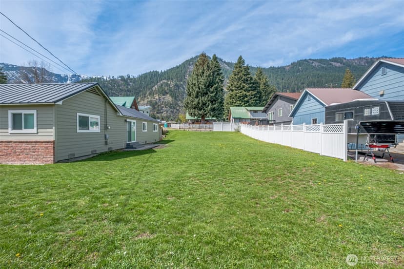 Property photo for 1 Ski Hill Drive, Leavenworth photo 9