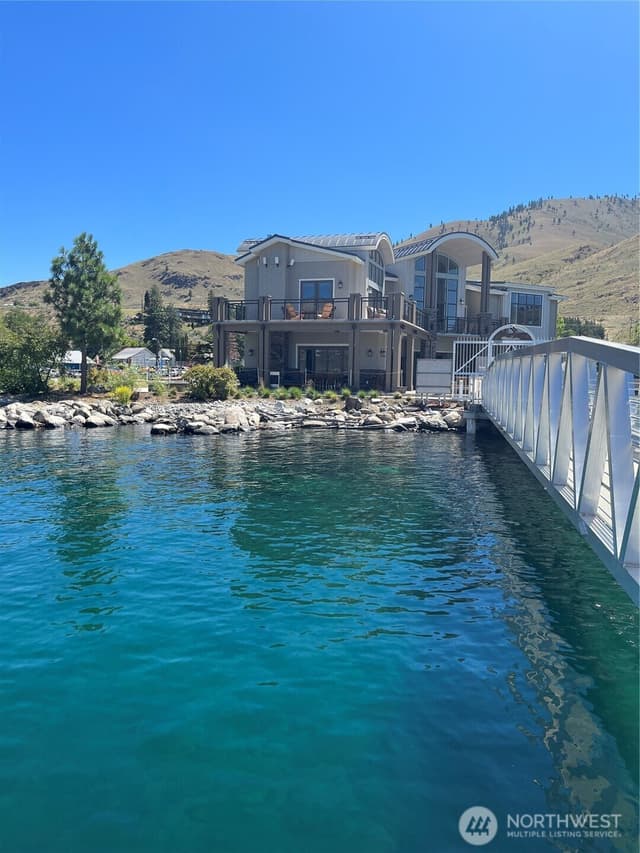 Property photo for 1350 W Woodin Avenue #F8, Chelan photo 5
