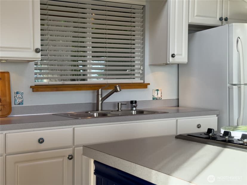 Property photo for 36 K Beach Way, Hat Island photo 19