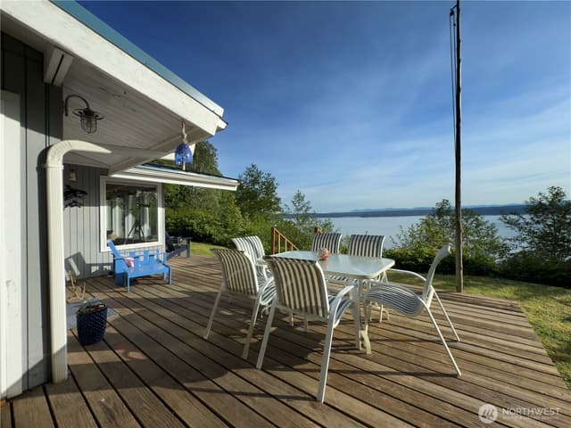 Property photo for 36 K Beach Way, Hat Island photo 5