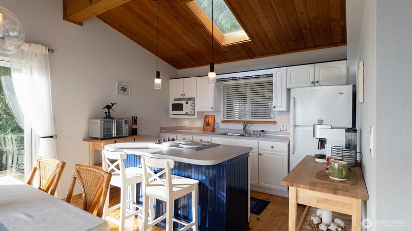 Property photo for 36 K Beach Way, Hat Island photo 9