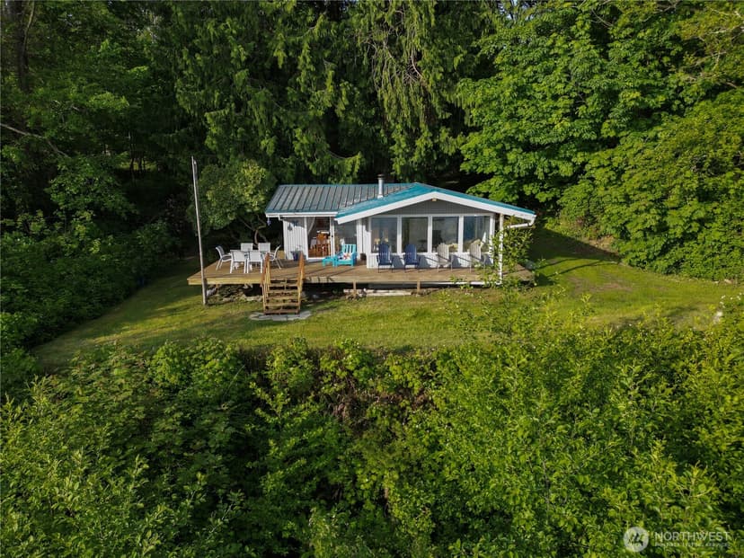 Property photo for 36 K Beach Way, Hat Island photo 10