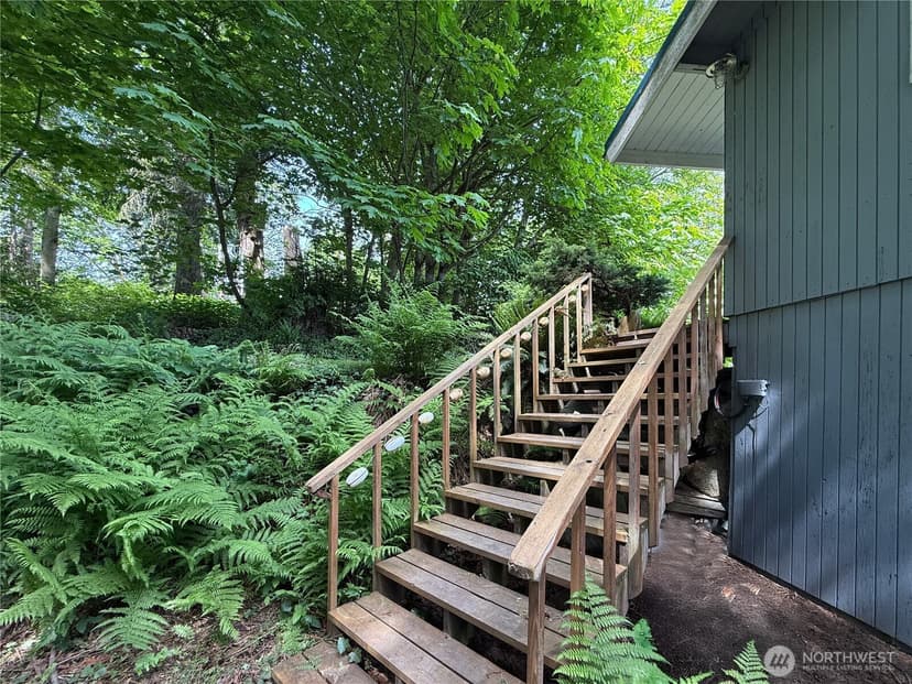 Property photo for 36 K Beach Way, Hat Island photo 24