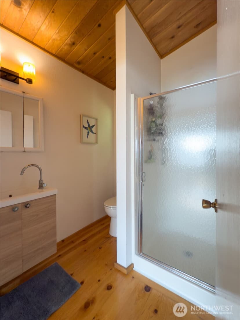 Property photo for 36 K Beach Way, Hat Island photo 21