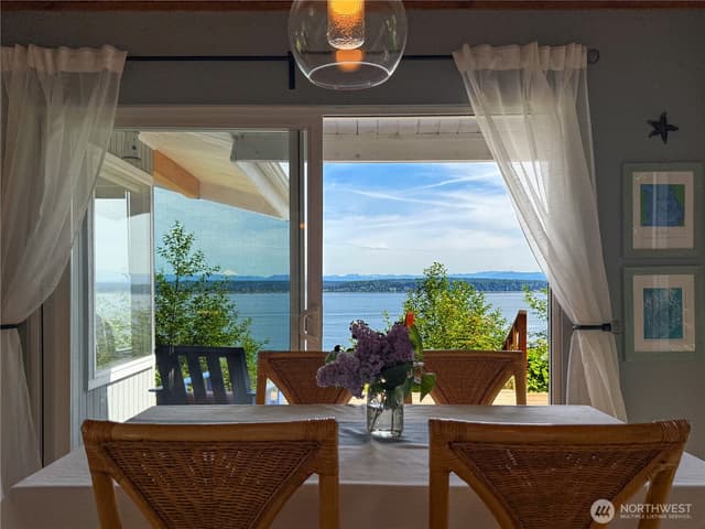 Property photo for 36 K Beach Way, Hat Island photo 4