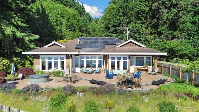 Property photo for 28812 125th Place SW, Vashon photo 2