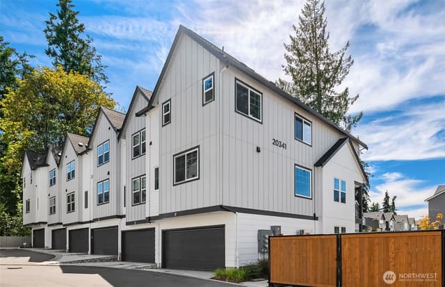 Property photo for 20341 90th Drive NE #F, Bothell photo 2