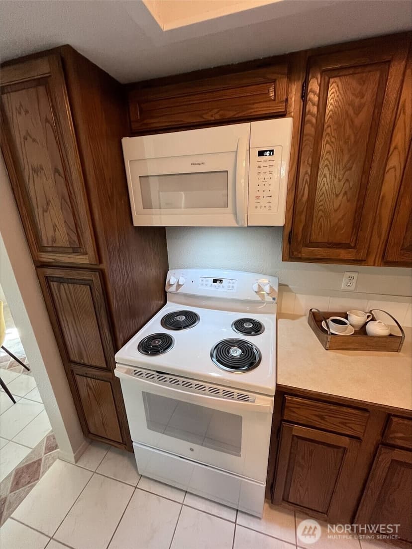 Property photo for 1220 SW 132nd Lane #523, Burien photo 8