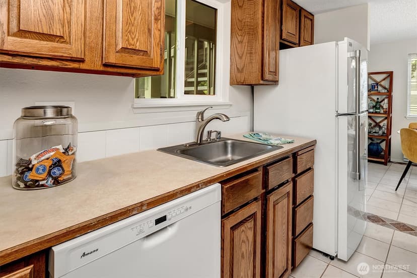 Property photo for 1220 SW 132nd Lane #523, Burien photo 7