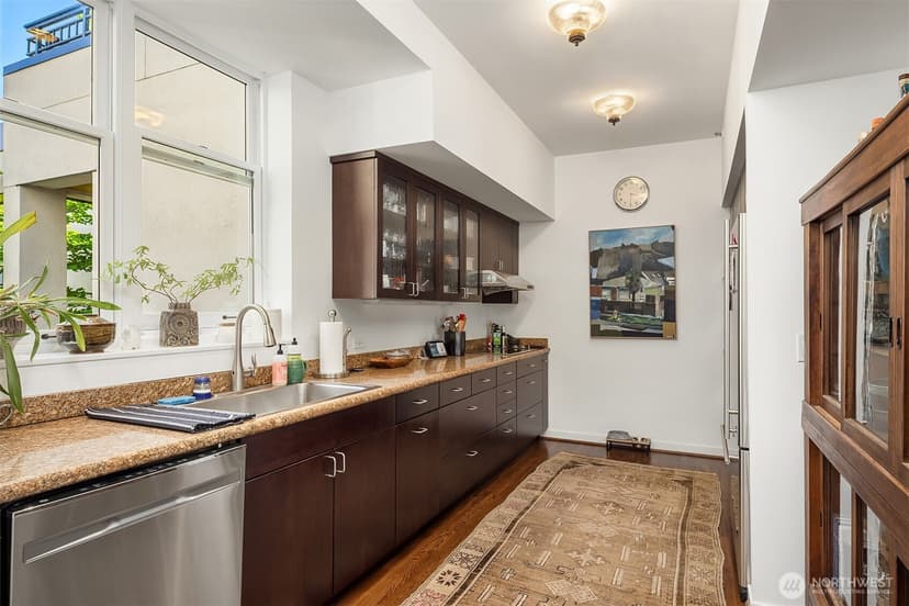 Property photo for 1009 Western Avenue #1203, Seattle photo 8