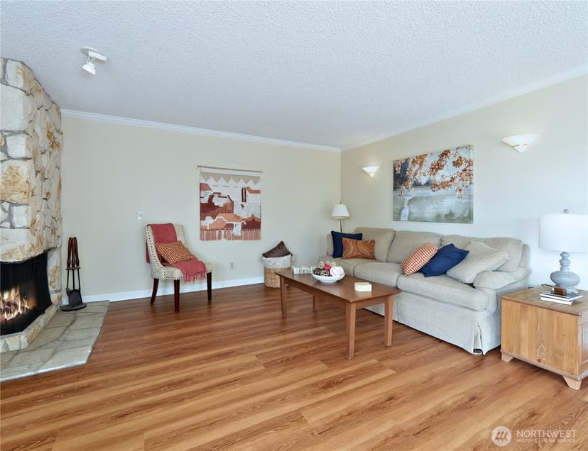 Property photo for 2219 13th Avenue W #1, Seattle photo 6