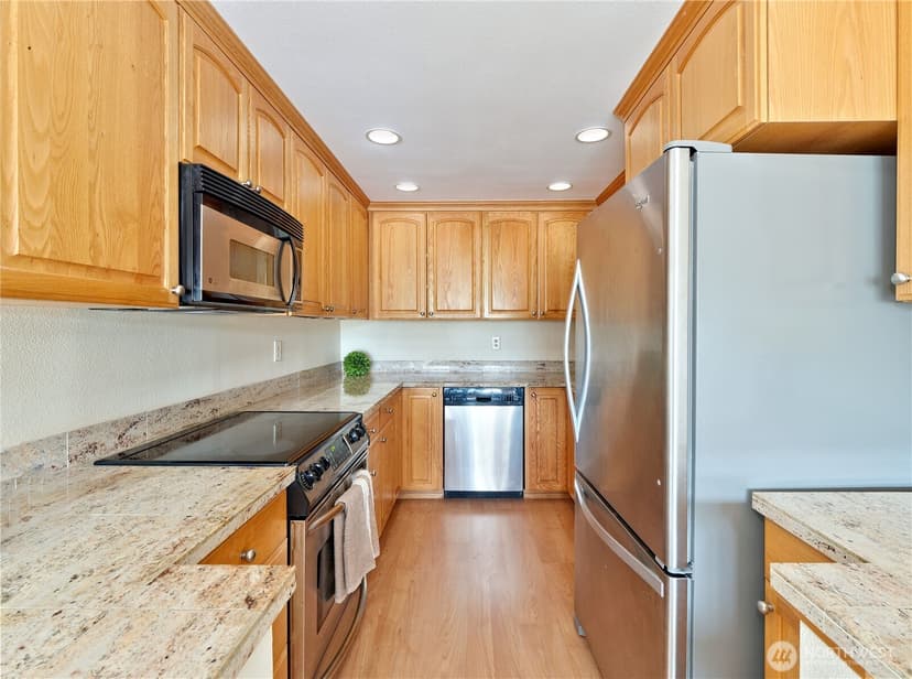 Property photo for 2219 13th Avenue W #1, Seattle photo 7