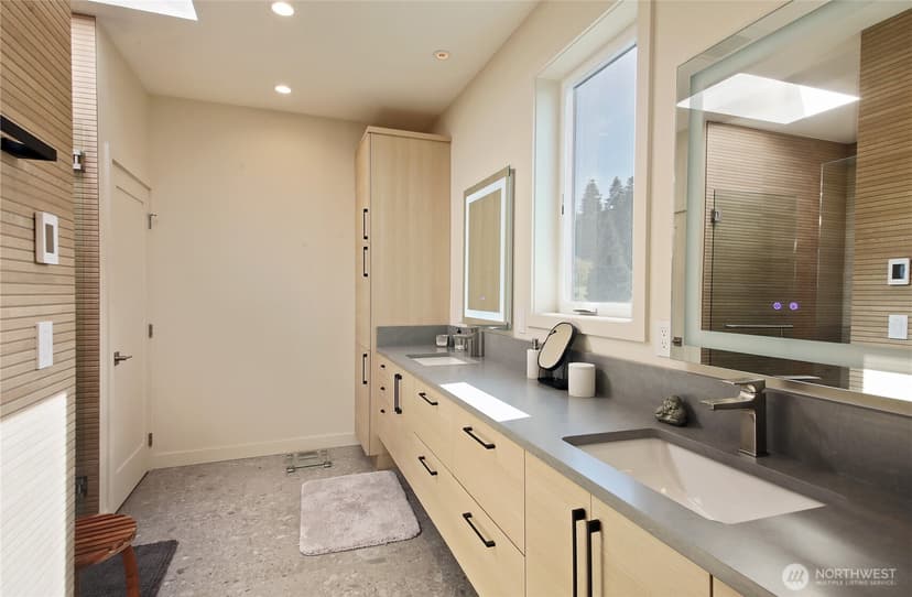 Property photo for 3139 Saratoga Road, Langley photo 21