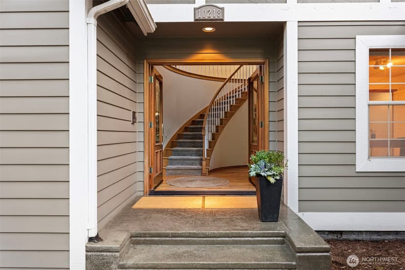 Property photo for 10218 125th Street NW, Gig Harbor photo 3