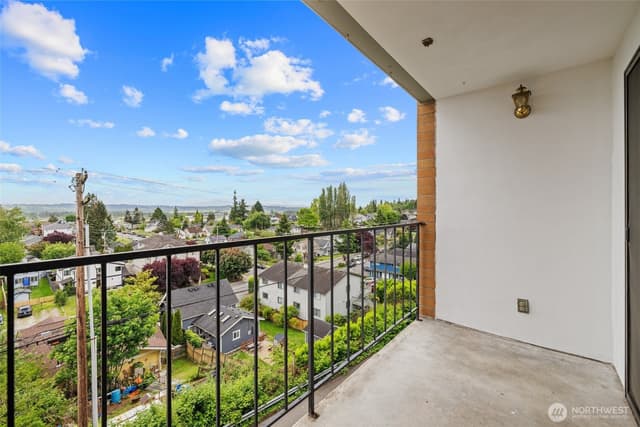 Property photo for 3425 Colby Avenue #502, Everett photo 5