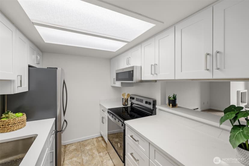 Property photo for 3425 Colby Avenue #502, Everett photo 8