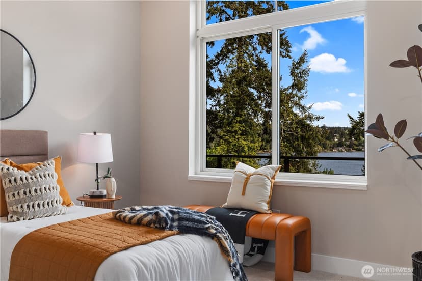 Property photo for 8814 NE Juanita Drive, Kirkland photo 29