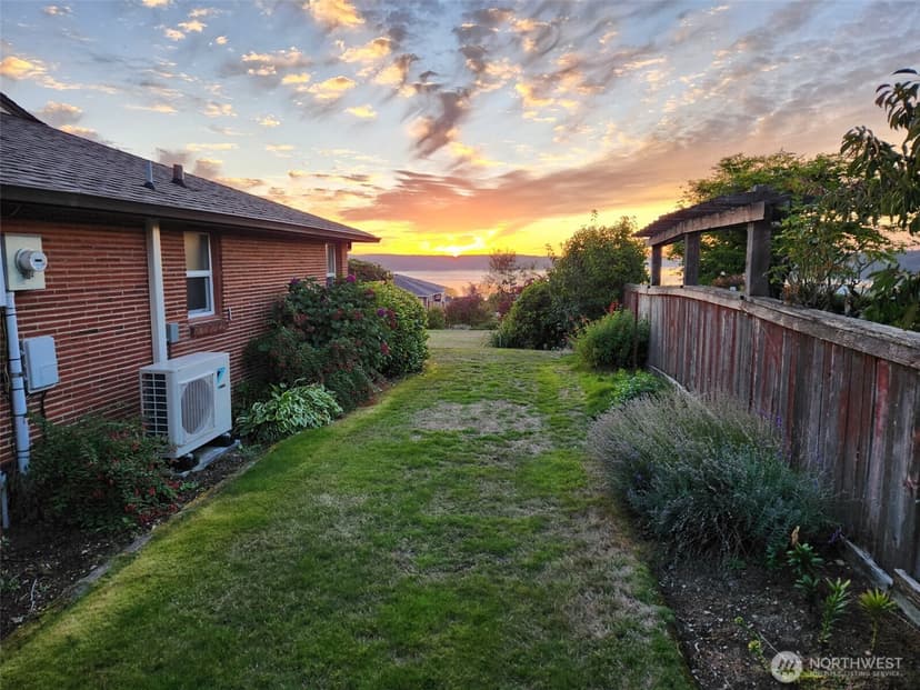 Property photo for 1260 S Karl Johan Avenue, Tacoma photo 39