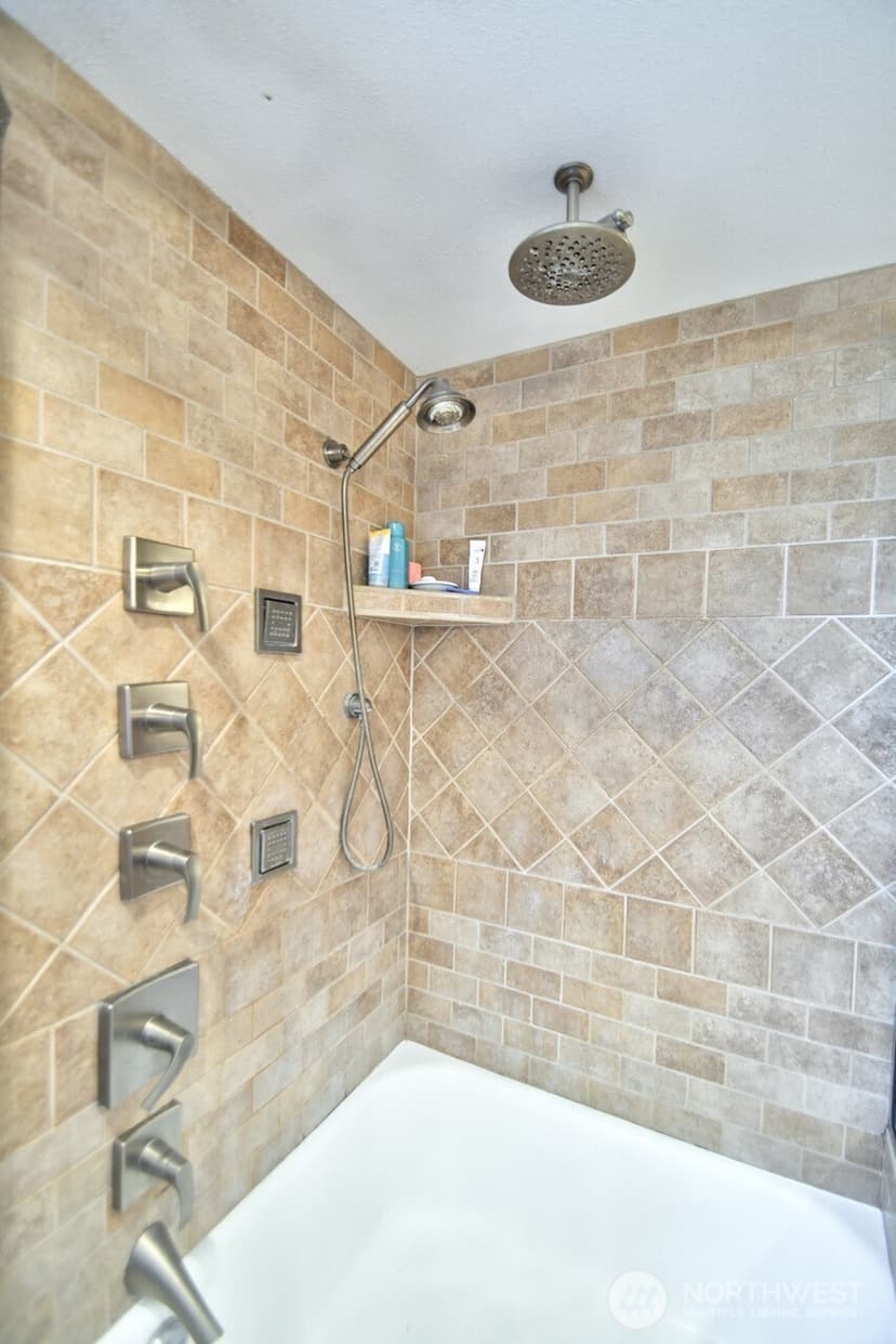 Property photo for 1260 S Karl Johan Avenue, Tacoma photo 29