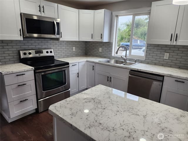 Property photo for 233 Canal Drive SE, Ocean Shores photo 3
