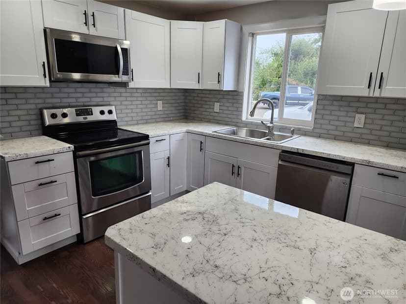 Property photo for 233 Canal Drive SE, Ocean Shores photo 3