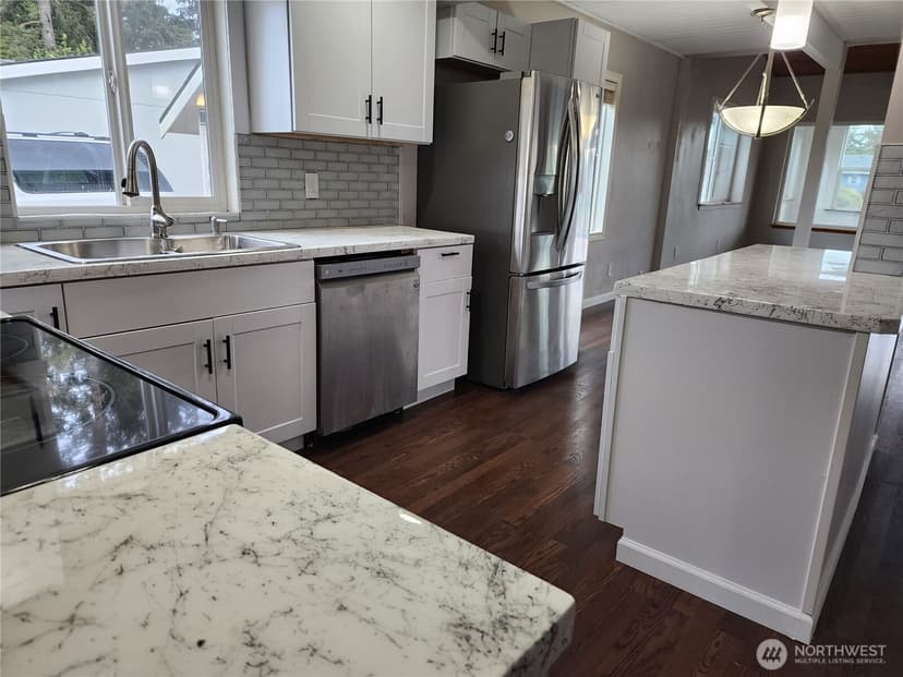 Property photo for 233 Canal Drive SE, Ocean Shores photo 4