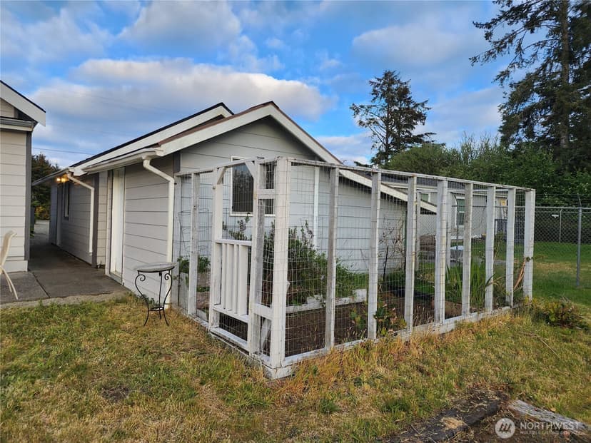 Property photo for 233 Canal Drive SE, Ocean Shores photo 23