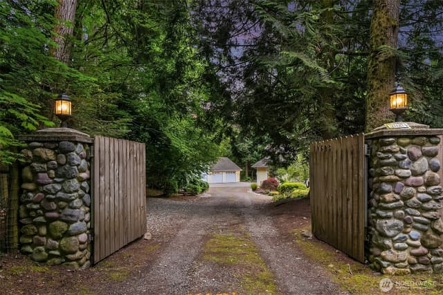 Property photo for 19603 238TH Avenue NE, Woodinville photo 3